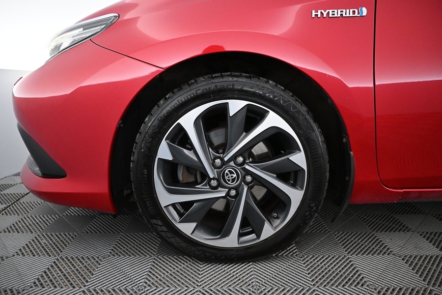 Toyota Auris vaihtoauto