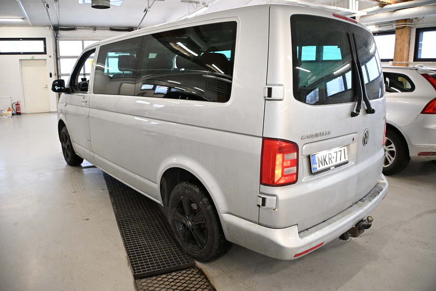 Volkswagen Caravelle vaihtoauto