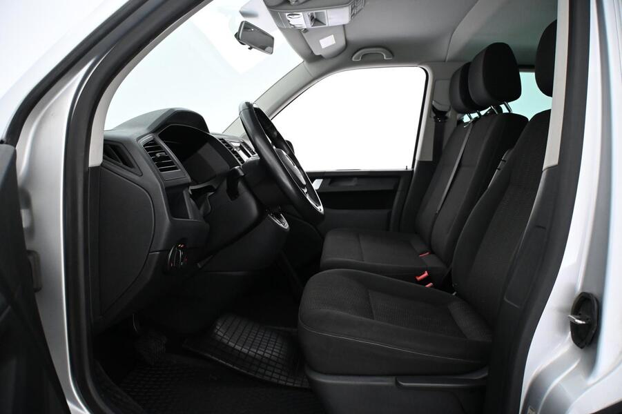 Volkswagen Caravelle vaihtoauto