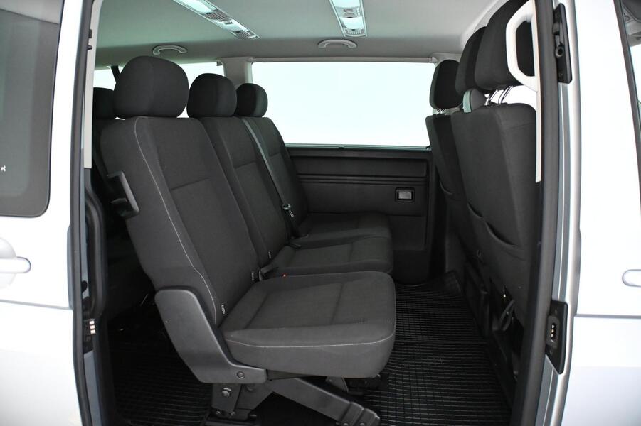 Volkswagen Caravelle vaihtoauto