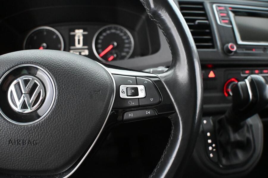 Volkswagen Caravelle vaihtoauto