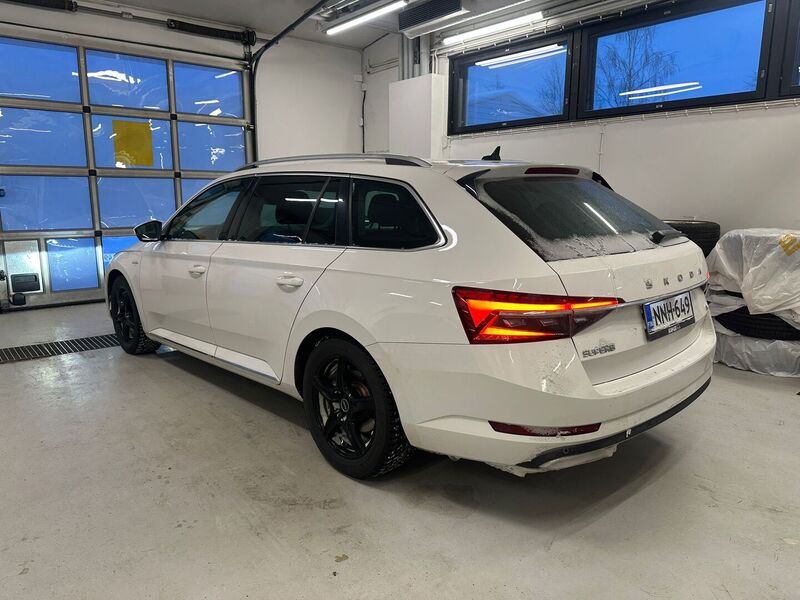 Skoda Superb vaihtoauto