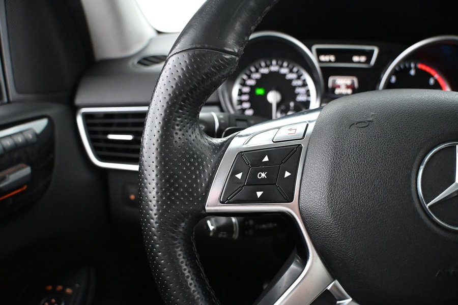 Mercedes-Benz ML vaihtoauto