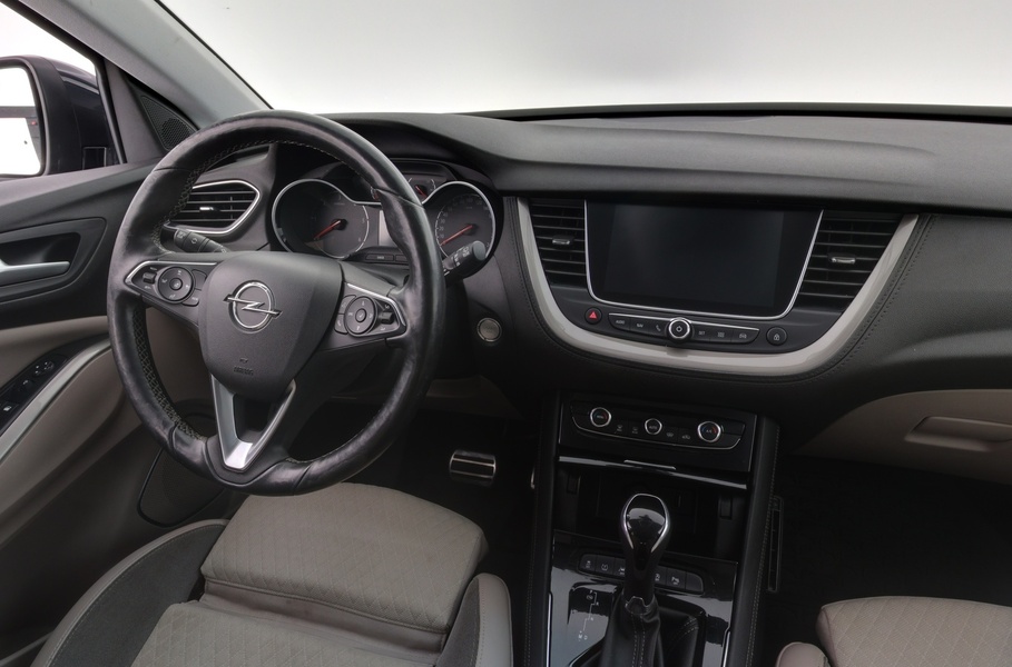 Opel Grandland X vaihtoauto