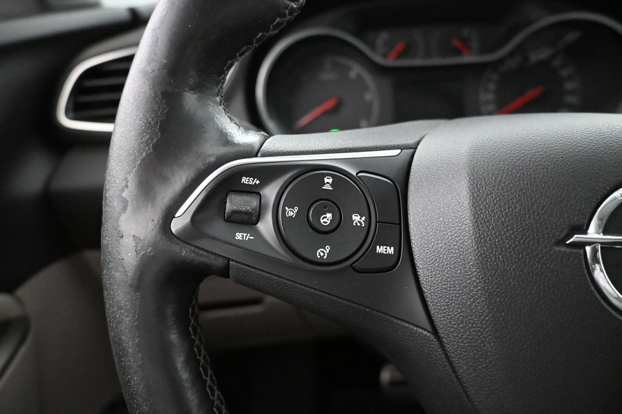 Opel Grandland X vaihtoauto