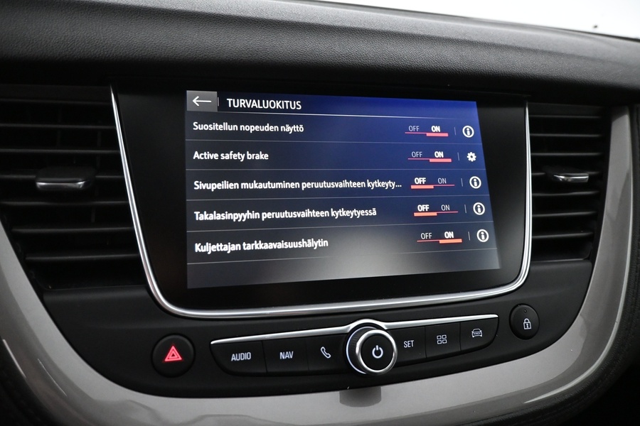 Opel Grandland X vaihtoauto