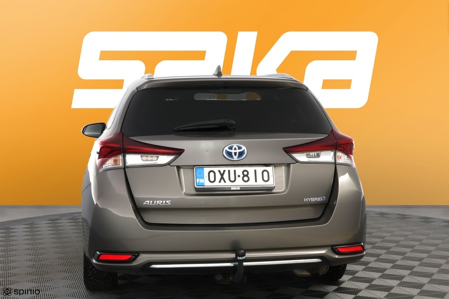 Toyota Auris vaihtoauto