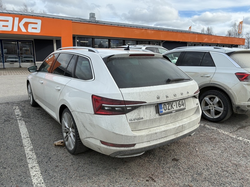 Skoda Superb vaihtoauto