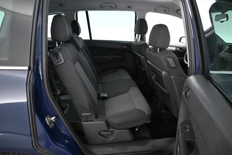 Opel Zafira vaihtoauto