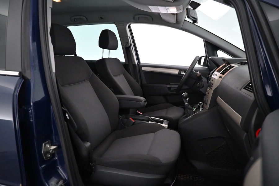 Opel Zafira vaihtoauto