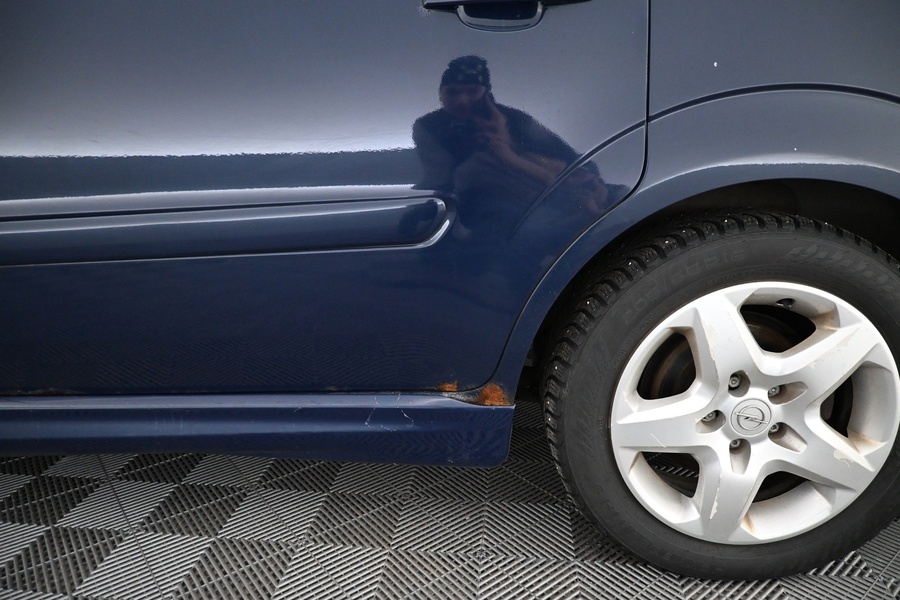 Opel Zafira vaihtoauto