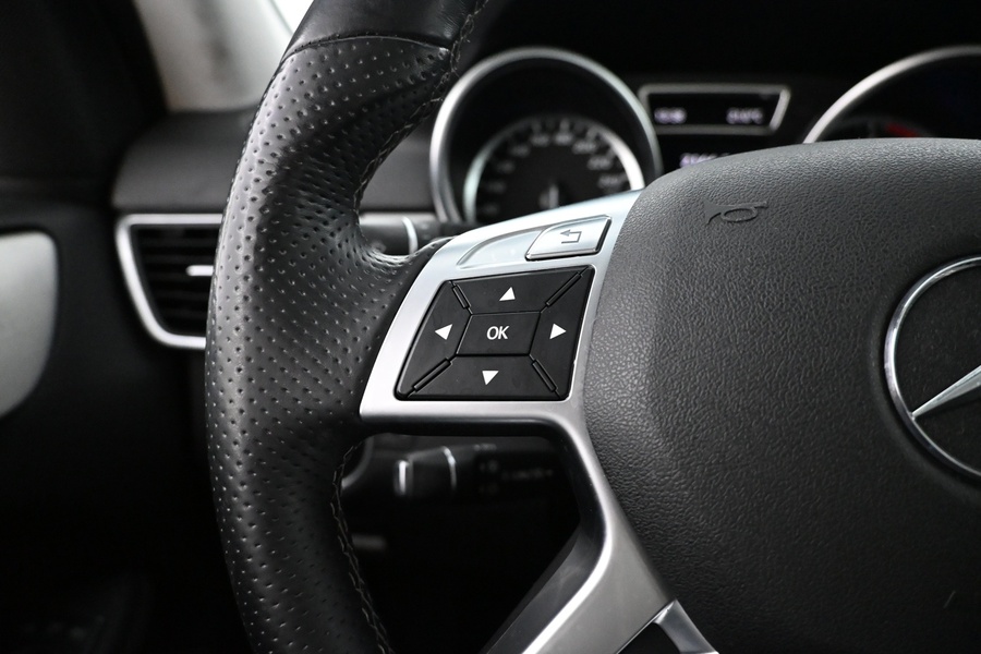 Mercedes-Benz ML vaihtoauto