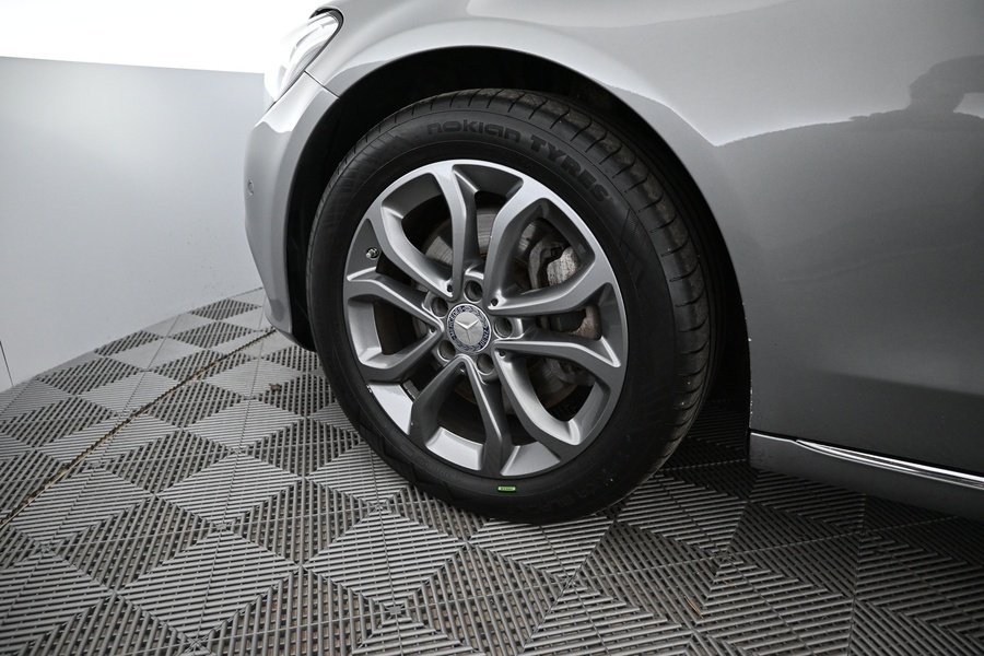 Mercedes-Benz C vaihtoauto