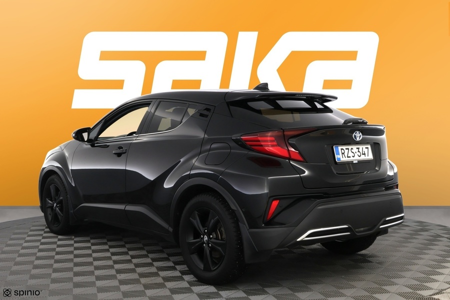 Toyota C-HR vaihtoauto