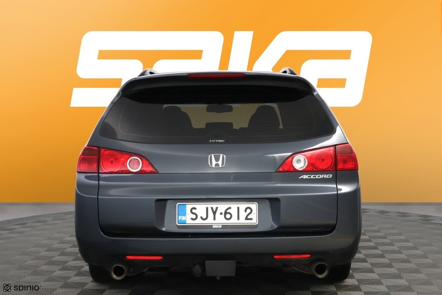 Honda Accord vaihtoauto