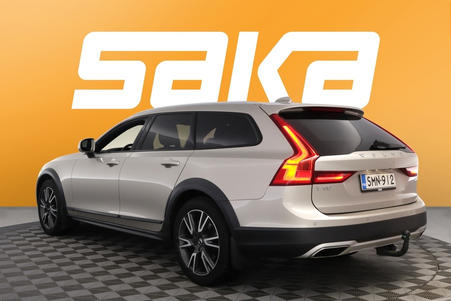 Volvo V90 Cross Country vaihtoauto