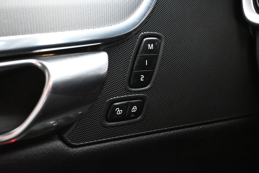 Volvo V90 Cross Country vaihtoauto