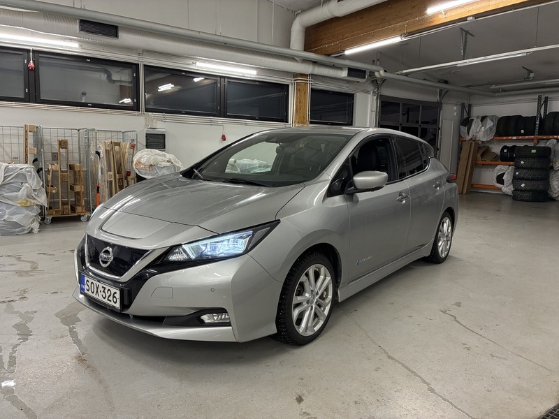 Nissan Leaf vaihtoauto
