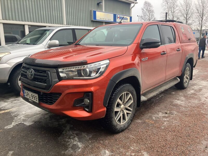 Toyota Hilux vaihtoauto