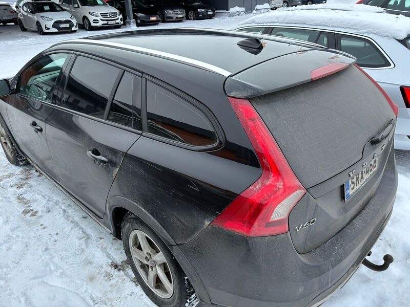 Volvo V60 Cross Country vaihtoauto
