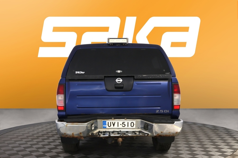 Nissan Navara vaihtoauto