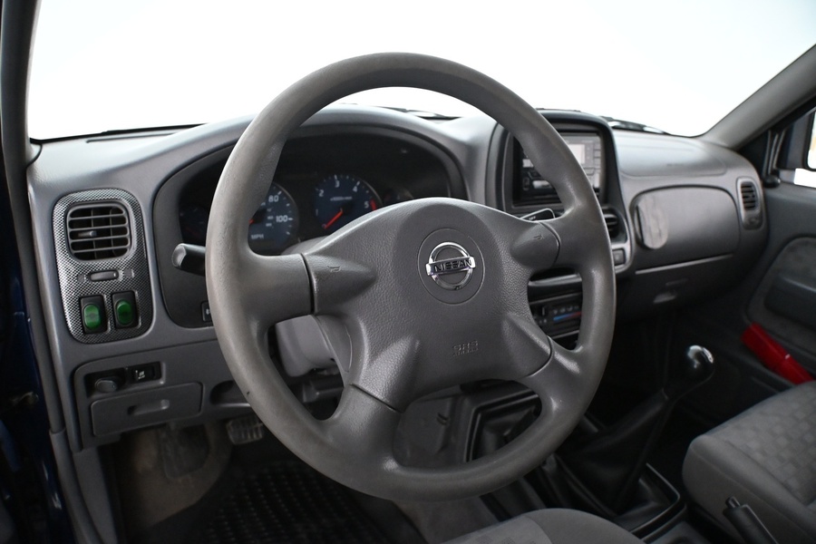 Nissan Navara vaihtoauto