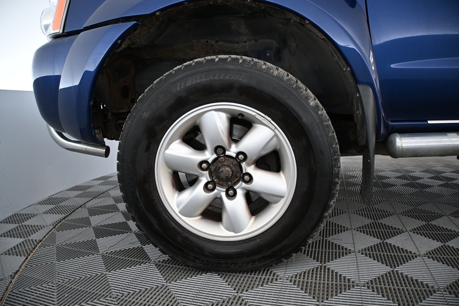 Nissan Navara vaihtoauto