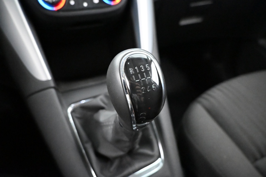 Opel Zafira vaihtoauto