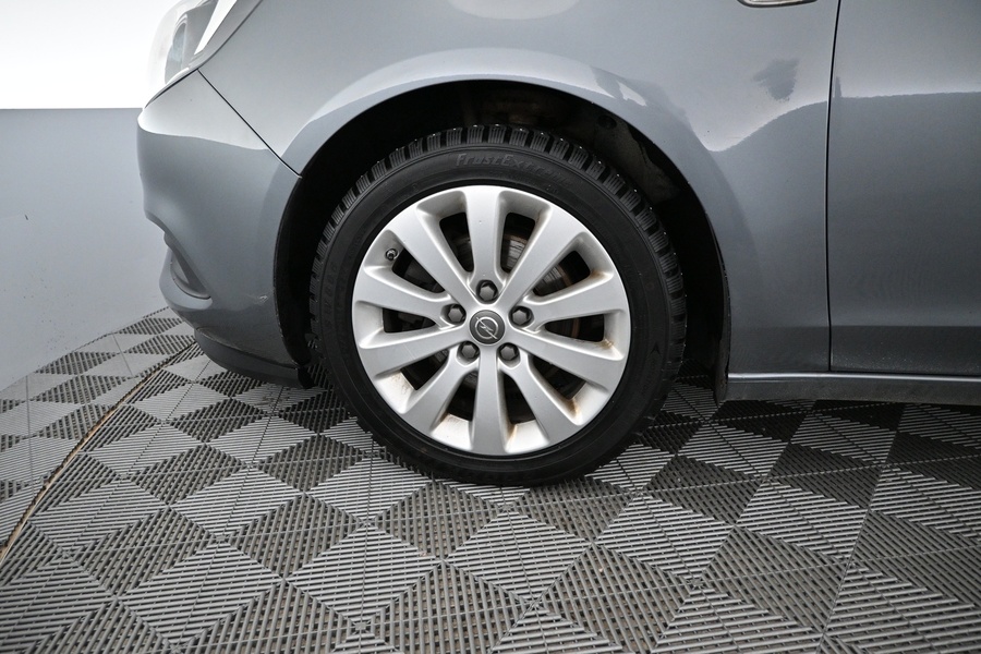 Opel Zafira vaihtoauto