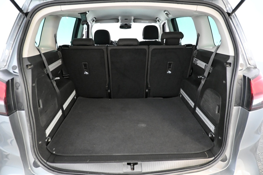 Opel Zafira vaihtoauto