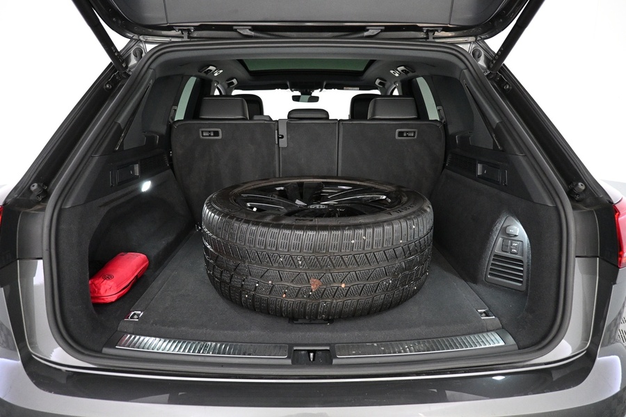 Volkswagen Touareg vaihtoauto