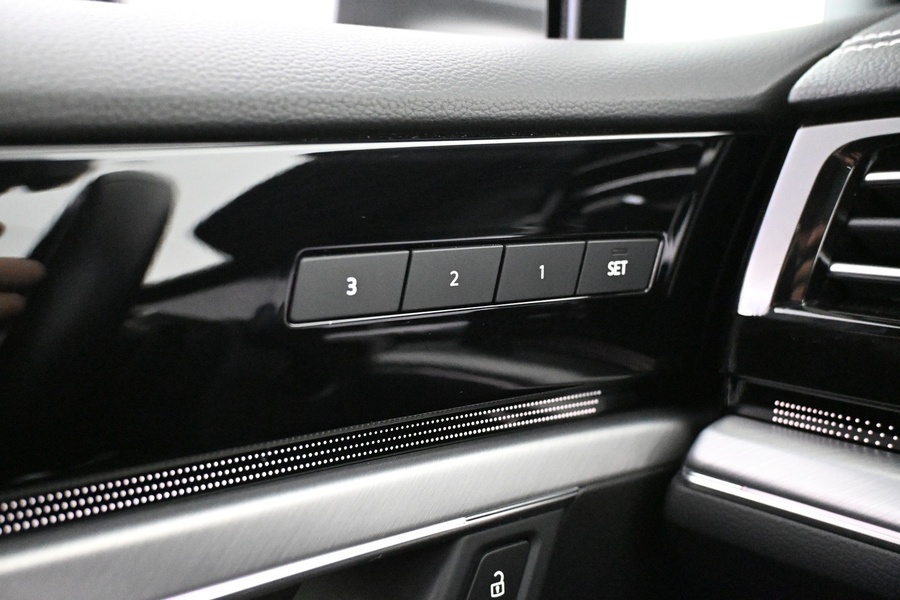 Volkswagen Touareg vaihtoauto