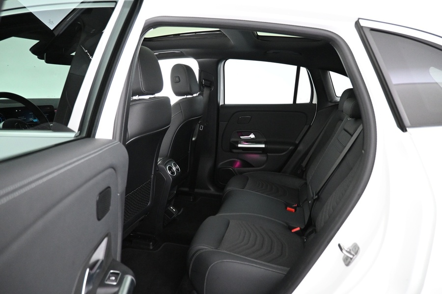 Mercedes-Benz EQA vaihtoauto