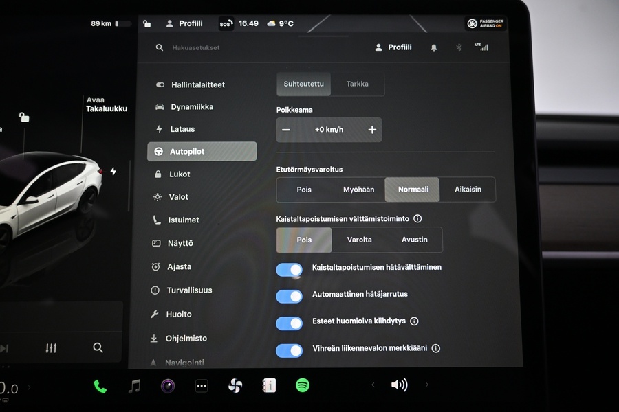 Tesla Model 3 vaihtoauto