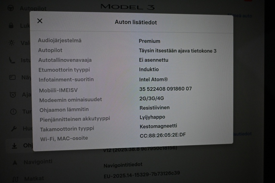 Tesla Model 3 vaihtoauto