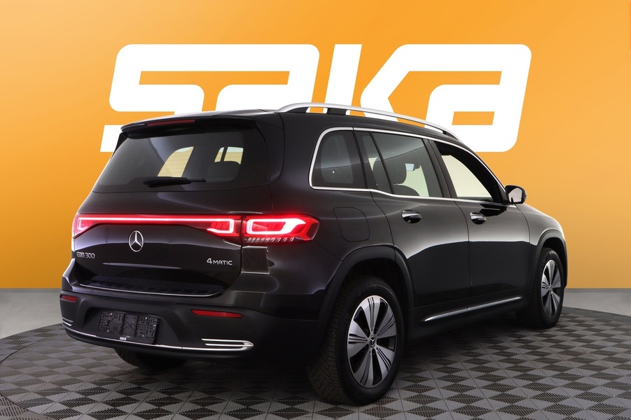 Mercedes-Benz EQB vaihtoauto