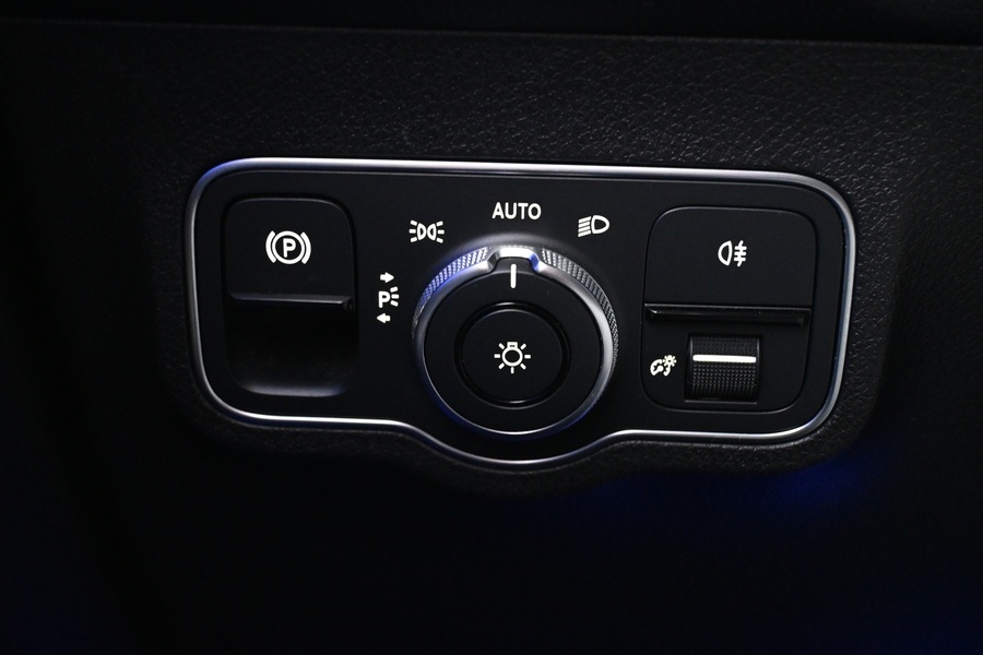 Mercedes-Benz EQB vaihtoauto