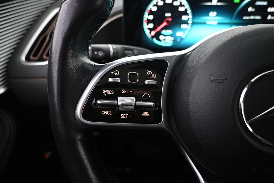 Mercedes-Benz EQC vaihtoauto