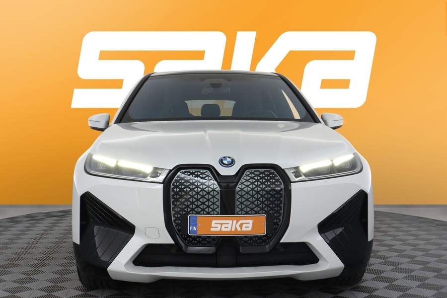 BMW iX vaihtoauto