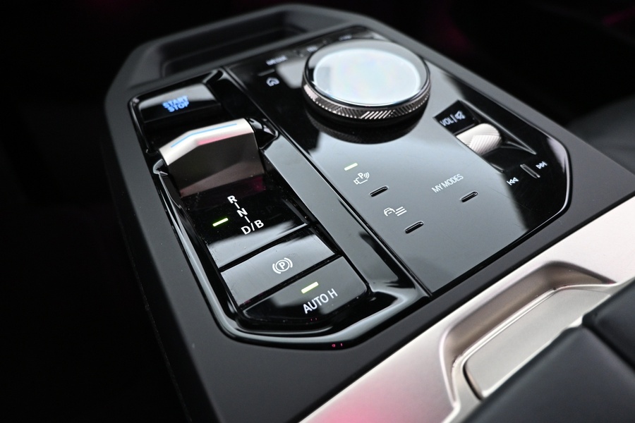 BMW iX vaihtoauto
