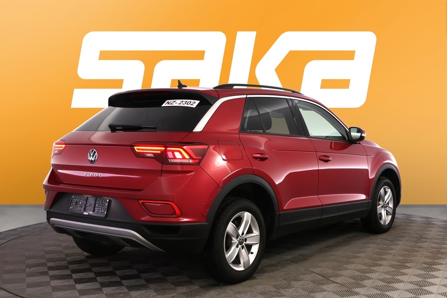 Volkswagen T-Roc vaihtoauto