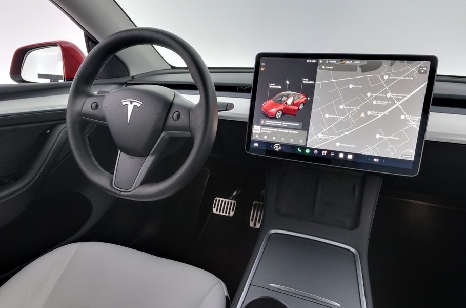 Tesla Model Y vaihtoauto