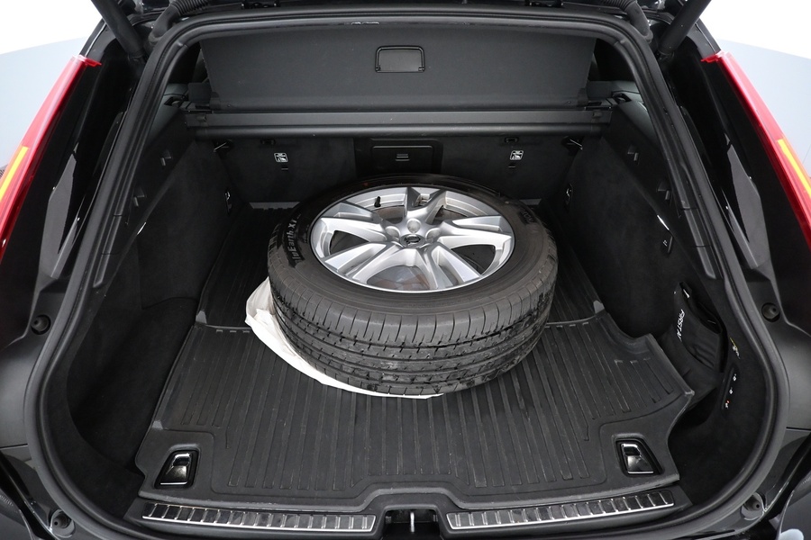 Volvo V90 Cross Country vaihtoauto