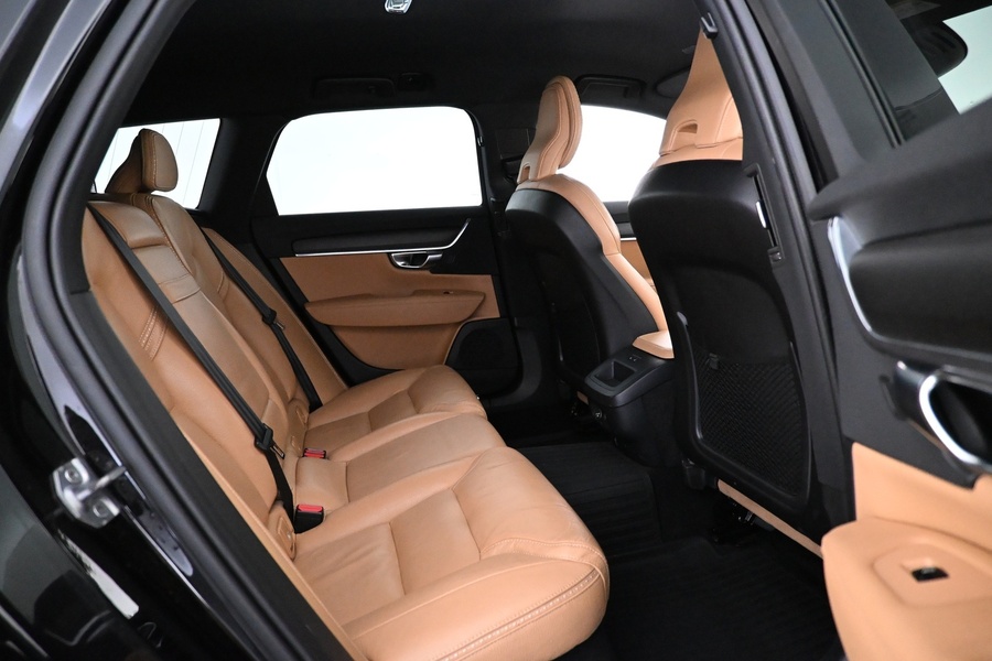 Volvo V90 Cross Country vaihtoauto