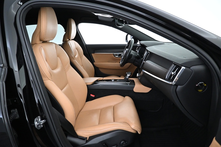 Volvo V90 Cross Country vaihtoauto