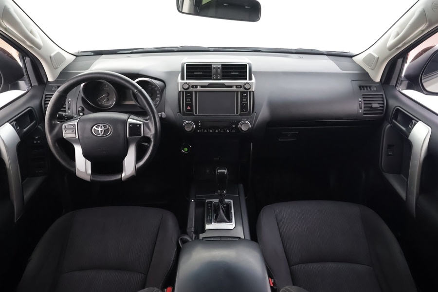 Toyota Land Cruiser vaihtoauto