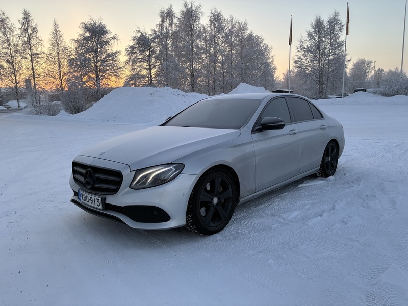 Mercedes-Benz E vaihtoauto