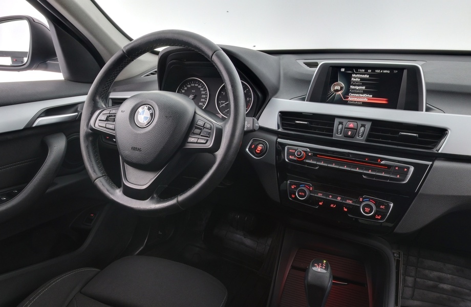 BMW X1 vaihtoauto