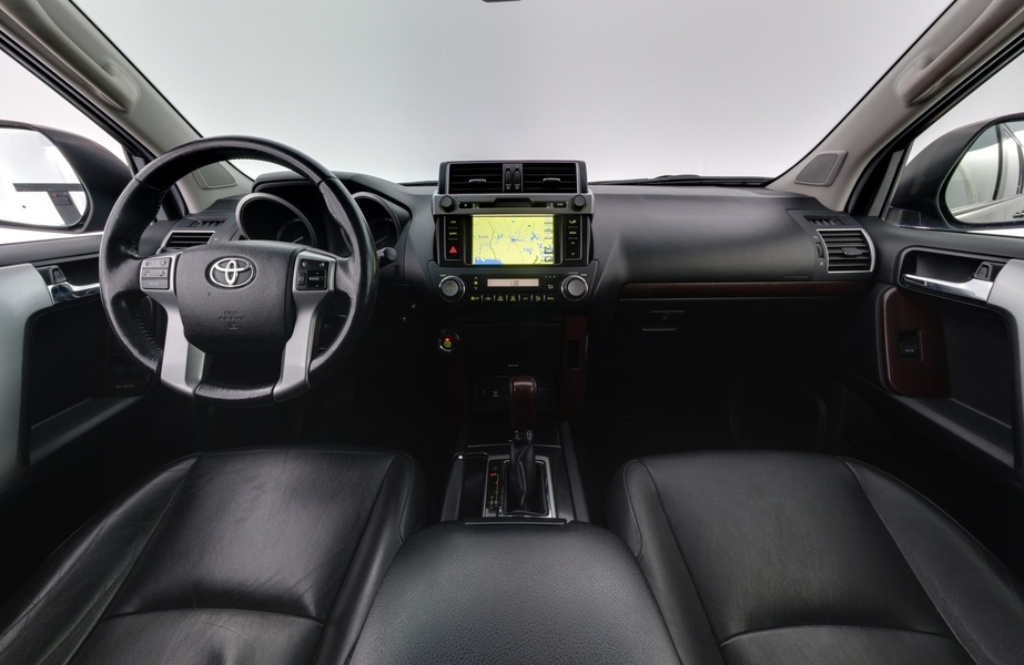 Toyota Land Cruiser vaihtoauto