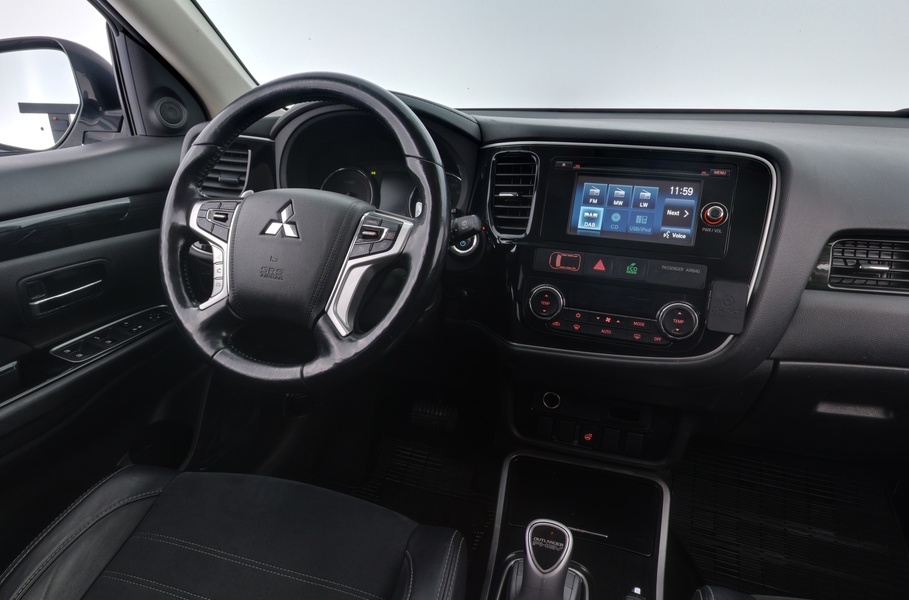 Mitsubishi Outlander PHEV vaihtoauto